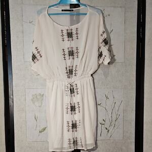 Zara White Mini Sundress with Dolman Sleeves and Scoop Neck